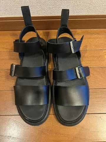닥터마틴 그리폰 블랙 샌들 28cm