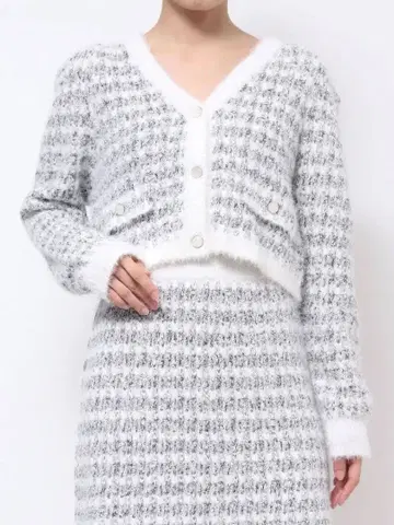 EAT ME 트위드라이크 니트