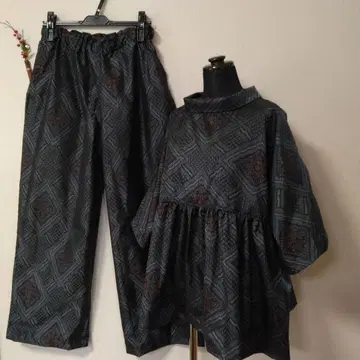 오시마 명주 리메이크 다크 그레이 기하학 패턴 셋업