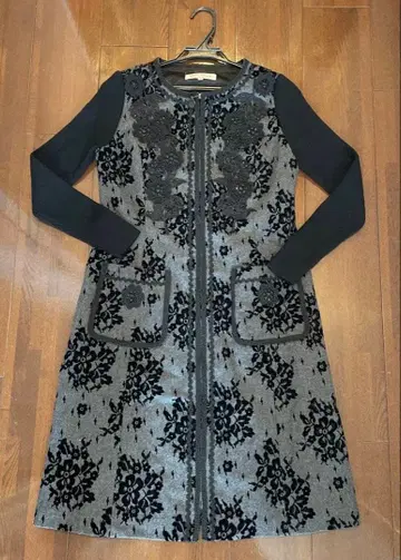 Super Beauty 자수 긴팔 원피스 40 사이즈