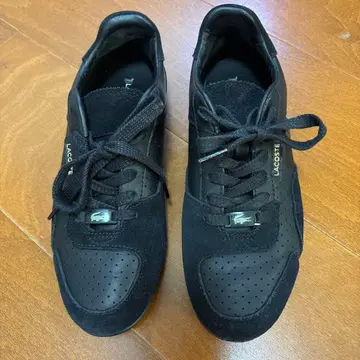 LACOSTE 스니커즈