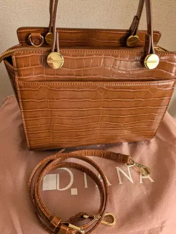 다이애나 브라운 크로커다일풍 핸드백