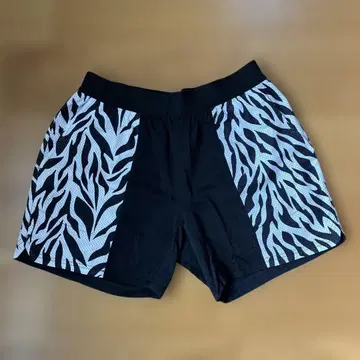 ENVLOOM 제브라 패턴 메쉬 리버서블 숏팬츠 LL