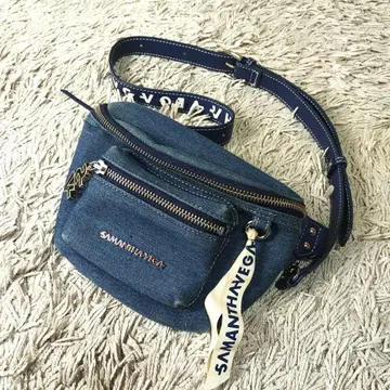 [ 새상품급 ] 사만사 베가 바디백 데님 블루 숄더백 VEGA