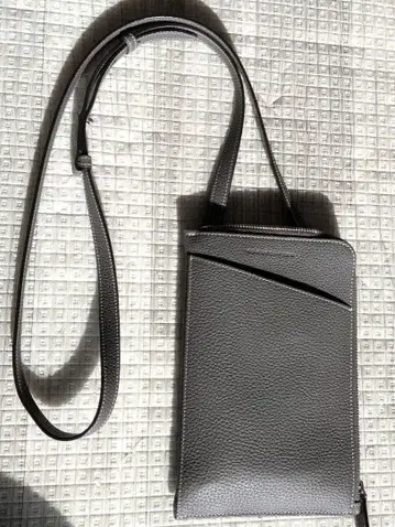 보나벤츄라 라일리 차콜 그레이