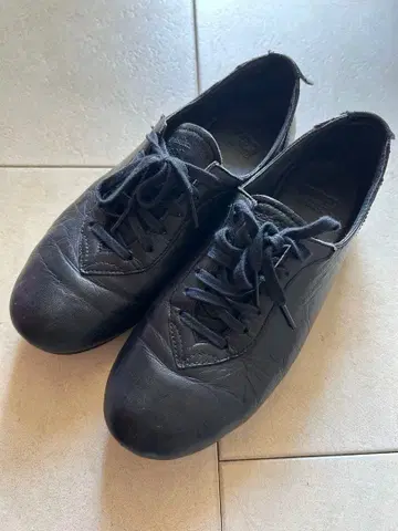 오니츠카타이거 우먼 스니커즈 블랙 TH5L7L