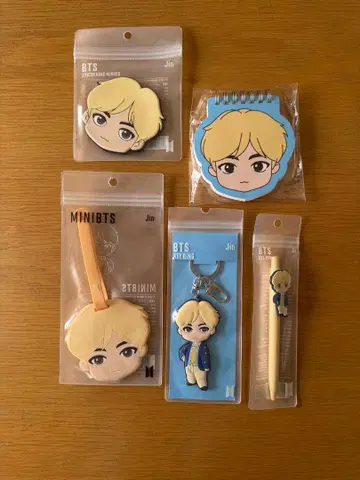 BTS 진 tinytan 묶음 판매 POPUP 방탄소년단 굿즈