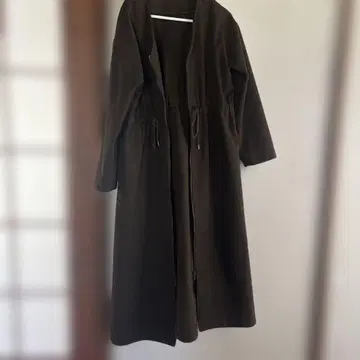 다크 브라운 롱 코트 프론트 지퍼