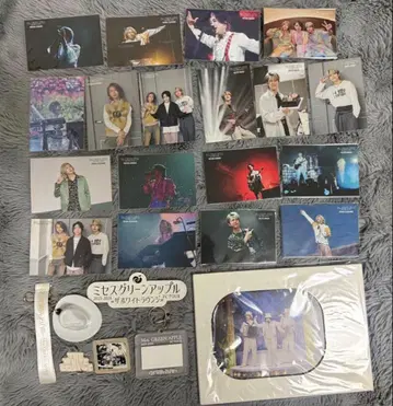 미세스 화이트 라운지 키링 트레이딩 카드 핀 배지 스피드 잼즈 복권