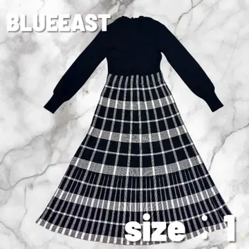 [ 새상품급 ] BLUEEAST 체크 자카드 니트 롱 플레어 원피스