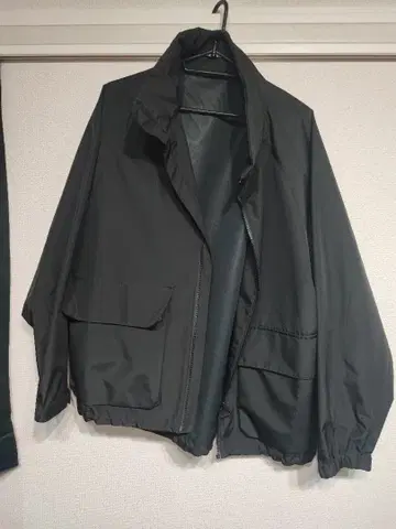 GU 윈드프루프 스탠드 카라 블루종 블랙