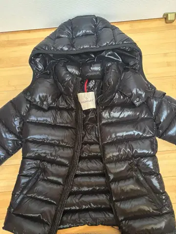 MONCLER 블랙 다운 자켓