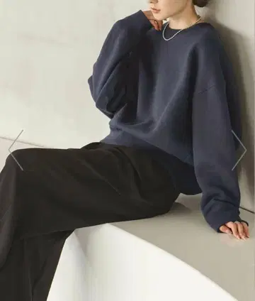 noble 나핑 오버 뉴앙스 맨투맨