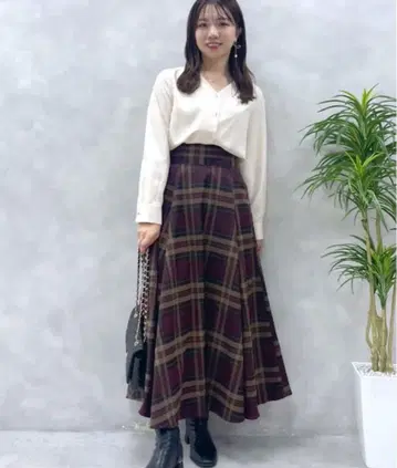 버건디 체크 플레어 스커트