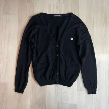 MARY QUANT 울 가디건 자수 로고 M