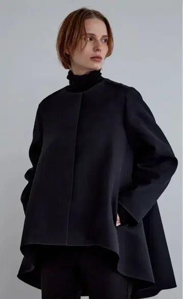 르 필 에어 트리플 크로스 백 플레어 자켓