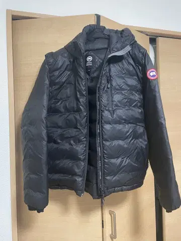 Canada Goose Arctic Program 블랙 다운 자켓