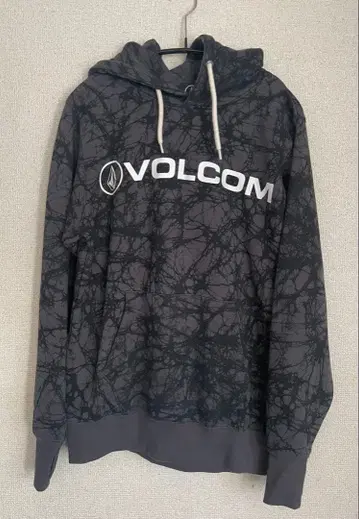 VOLCOM 스플래터 패턴 후드티 M 사이즈
