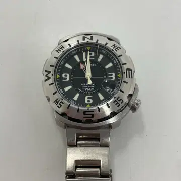 771435/SEIKO 8F56-0070 세이코 쿼츠 손목시계 정크