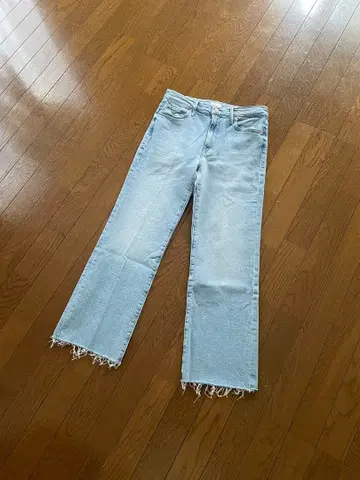 새상품 MOTHER 마더 데님 27 KICK IT ANKLE FRAY