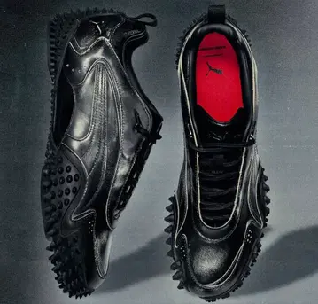 블랙 스포츠 슈즈 스니커즈