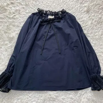 컨디션 최상 UNITED ARROWS 레이스 플리츠 프릴 블라우스 네이비