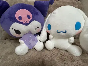 쿠로미 시나모롤 봉제 인형 초초BIG 봉제 인형 바쿠 안기기 갸웃 포즈