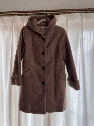 롱 코트 스튜디오 립