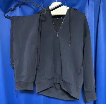 유니클로+J 드라이 맨투맨 하프 지퍼 후드티 L & 팬츠 L