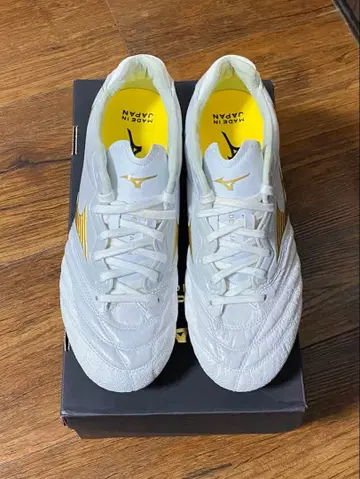 미즈노 와이드 JAPAN 골드 26cm