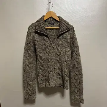 C.P COMPANY 케이블 니트 집업 스웨터