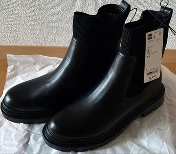 새상품 미사용 GU 리브 니트 삭스 부츠 블랙 L (24.5)