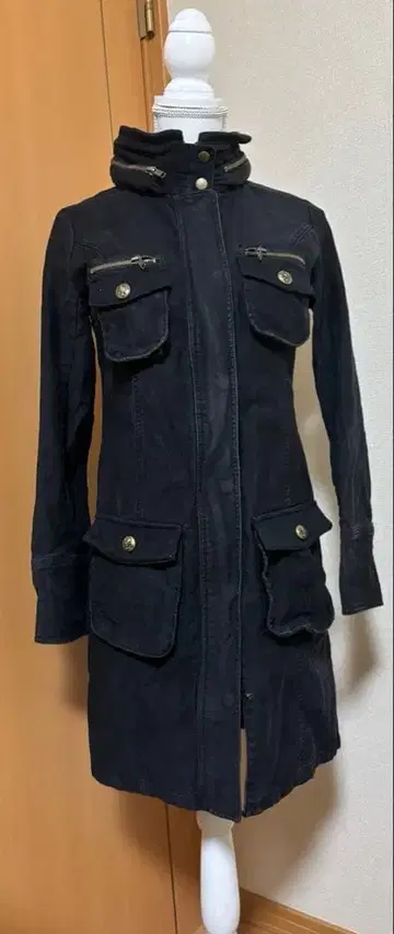 블랙 모즈 코트 후드 부착