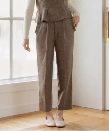 [ Flower ] 스위트 프릴 팬츠 ( 브라운 )