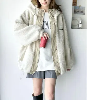 아이보리 플리스 자켓 L 후드 부착