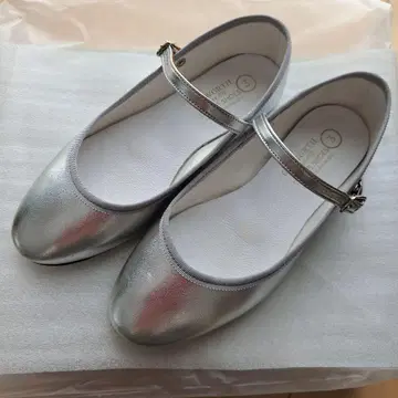 CATWORTH 실버 발레 슈즈 사이즈 3 (22.0~22.5)