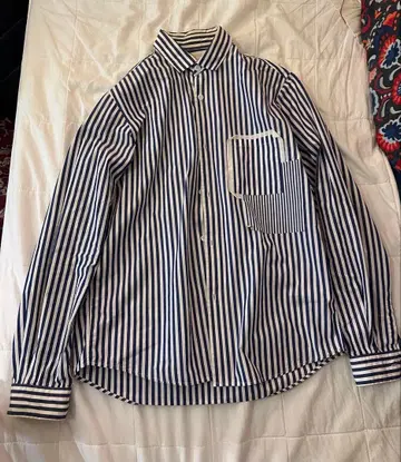 TOMORROW LAND 블루 화이트 스트라이프 긴팔 셔츠