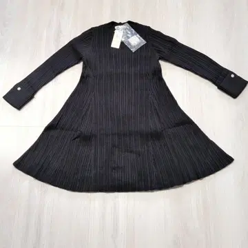 블랙 리브 니트 원피스