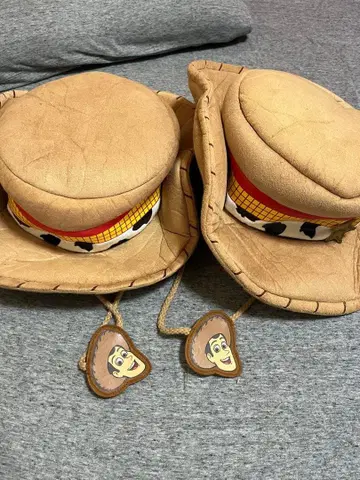 우디 캐릭터 모자 2개 세트