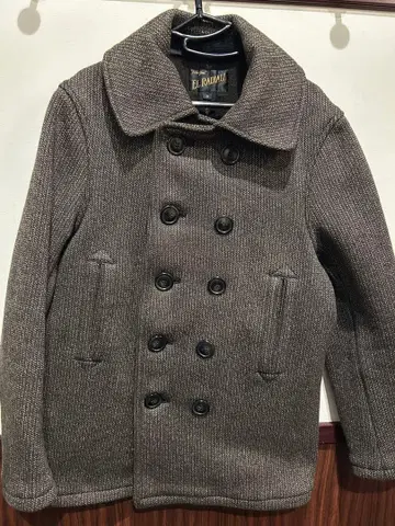 라디얼 두꺼운 원단 브라운즈 비치 비치 크로스 피 코트 38