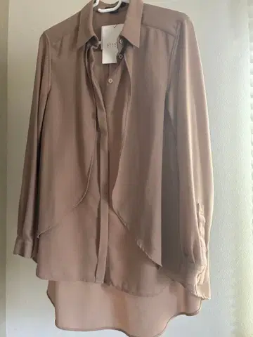 ATSUKO TAYAMA 베이지 긴팔 셔츠