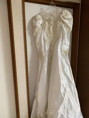 화이트 웨딩 드레스