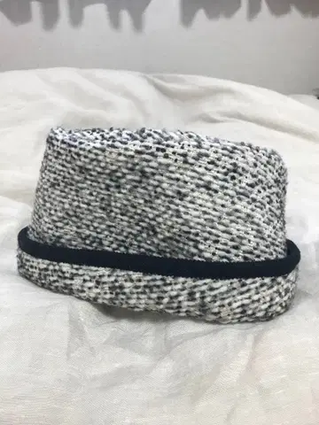 새상품급 A-NA 아나 모자