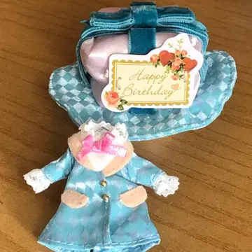 미니 브라이스 공식 아웃핏