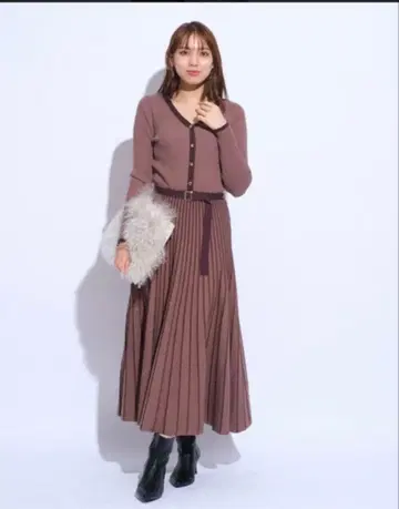 새상품 마이 스트라다 배색 니트 원피스 M