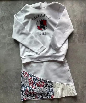 CALLAWAY 후드 부착 맨투맨과 스커트 세트