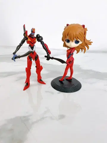 에반게리온 아스카 2호기 피규어