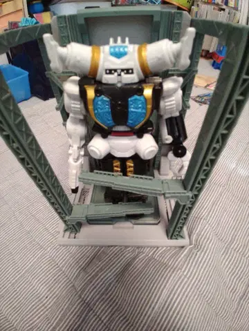 DX 킹 조 스트레이지 커스텀 격납고 세트 프리미엄 반다이