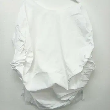 divka 디우카 블라우스 슬리브리스