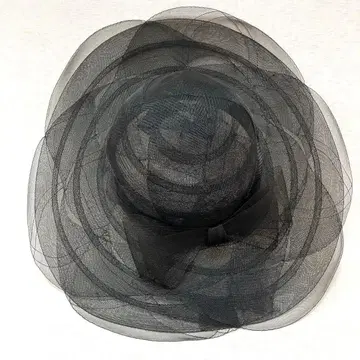 블랙 챙 넓은 햇 레이스